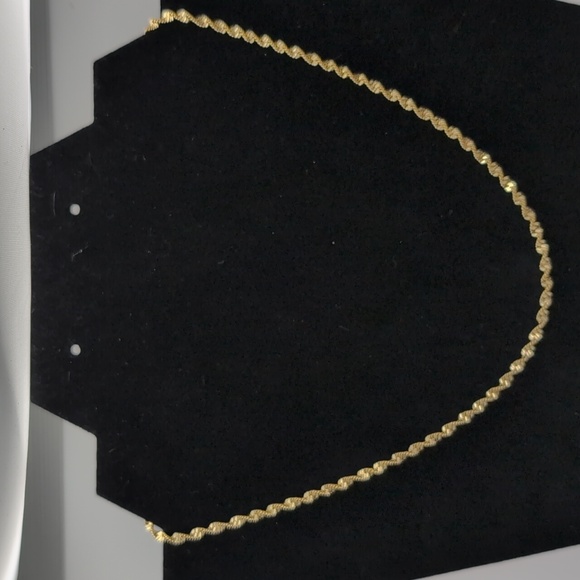 Pretty Bird Jewelry Jewelry - New Elegant Yellow Gold Twisted Chain Necklace